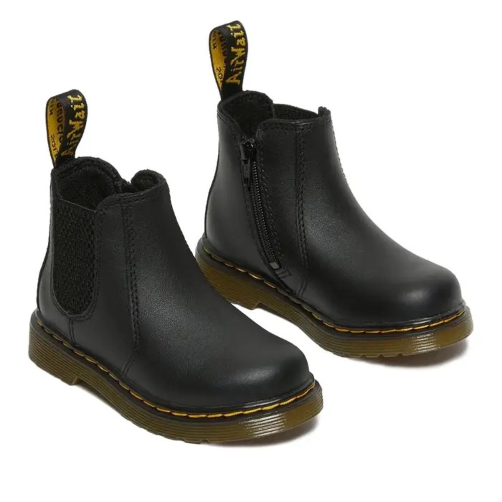 Size 2 Boys Kids Dr. Martens Black Leather Ankle Boots